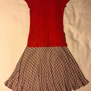 Cute Womens Skirt And Shirt Size Small